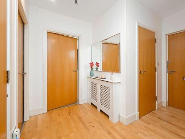 Flat for sale in Granton, Scotland