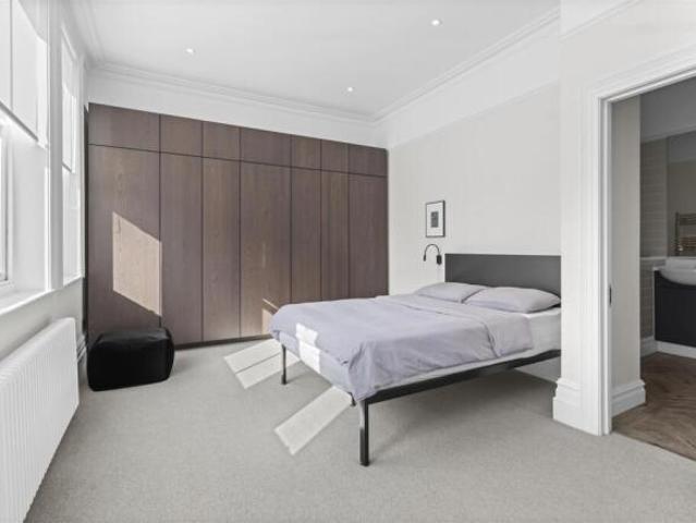 Flat for sale in Eastbourne, East Sussex