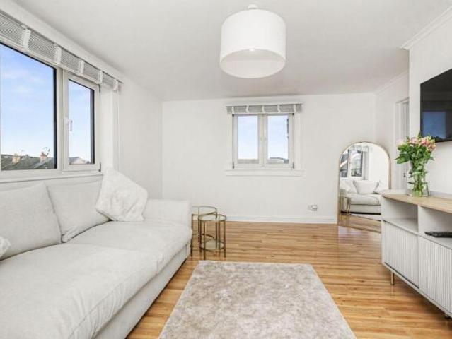 Flat for sale in Liberton, Scotland