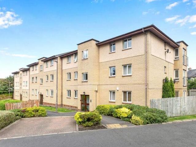 Flat for sale in Gilmerton, Scotland