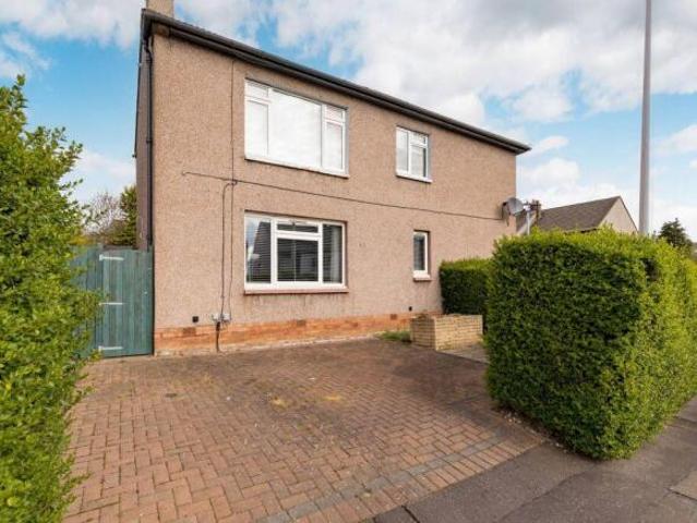 Flat for sale in Northfield, Scotland