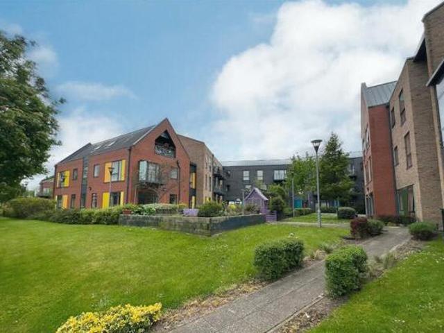 House for sale in East Midlands