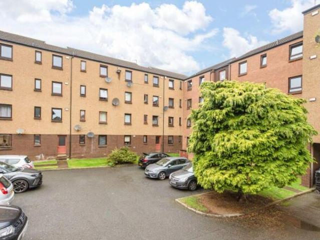Flat for sale in Gorgie, Scotland