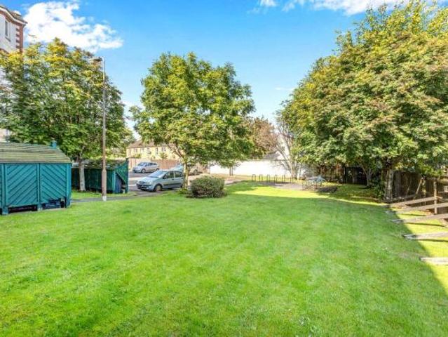 Flat for sale in Willowbrae, City of Edinburgh
