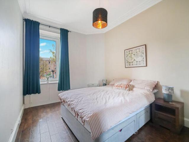 Flat for sale in Moat, Slateford