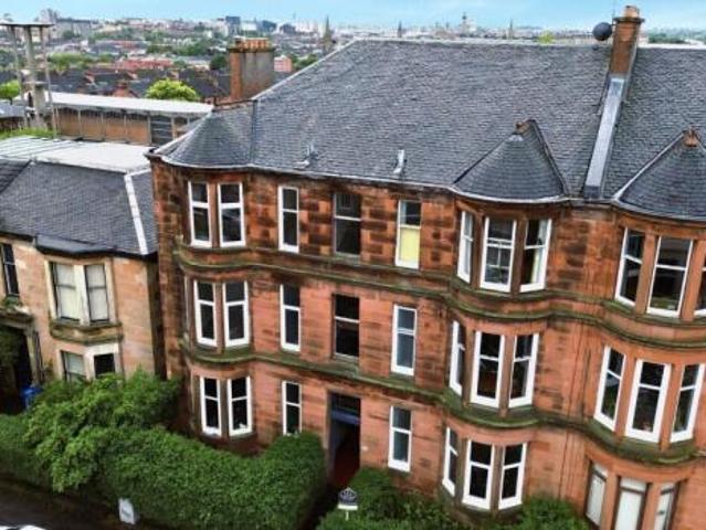 Flat for sale in North Woodside, Scotland
