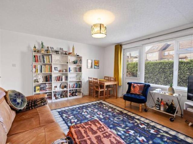 Flat for sale in Comely Bank, City of Edinburgh