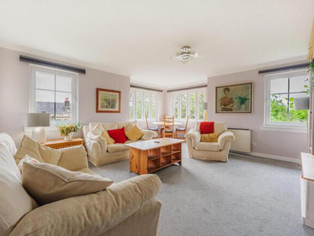 Flat for sale in Pollokshields, Glasgow