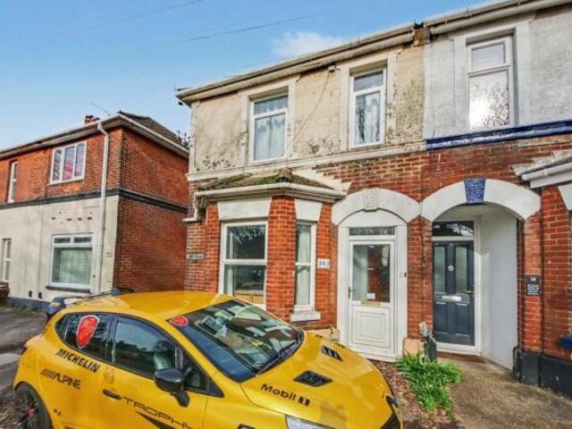 Flat for sale in Bitterne, City Of Southampton