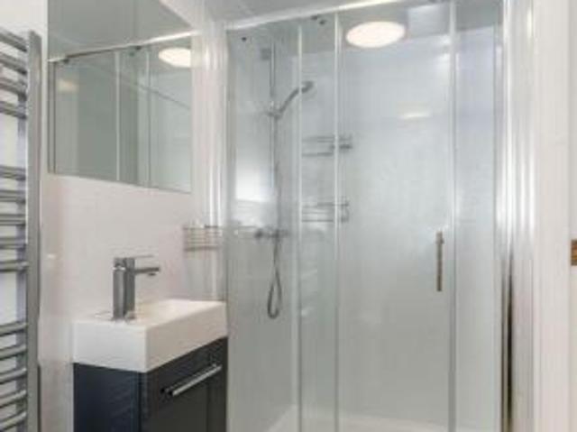 Flat for sale in Shandon, Merchiston