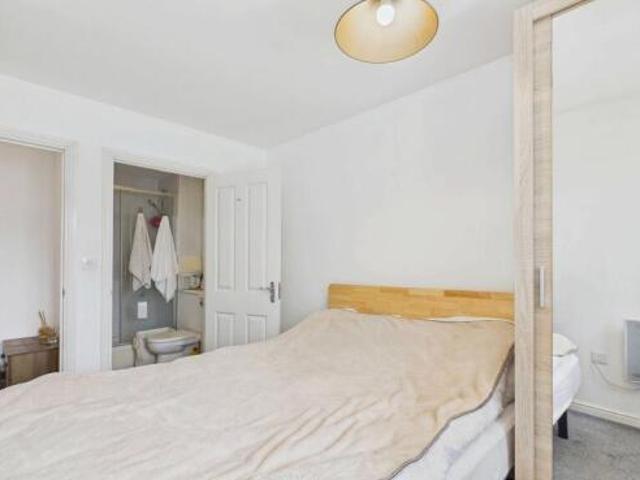 Flat for sale in Mount Wise