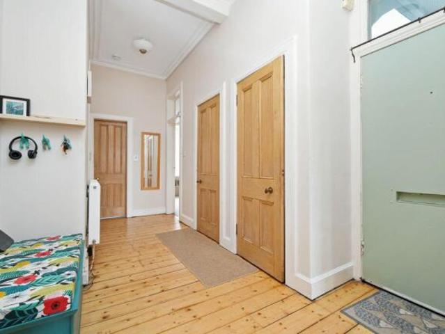 Flat for sale in Marchmont, Scotland