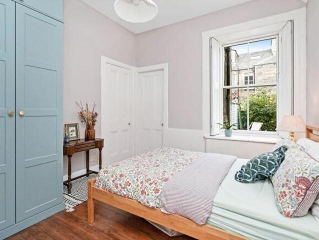 Flat for sale in Shandon, Merchiston