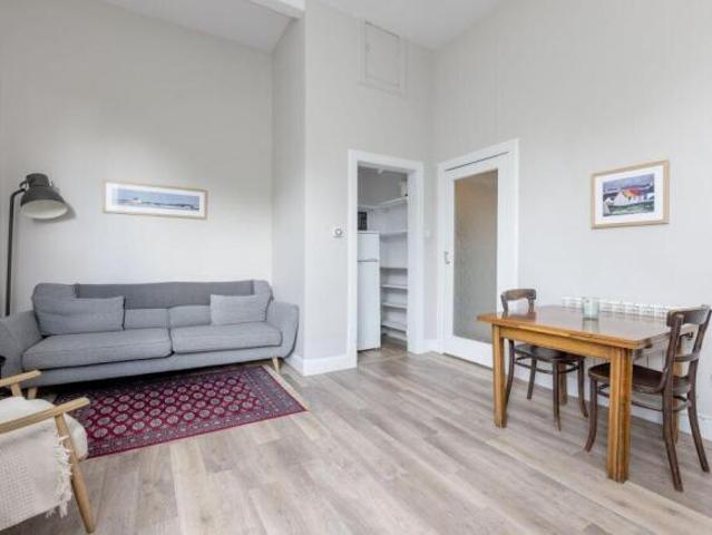 Flat for sale in New Town, Scotland