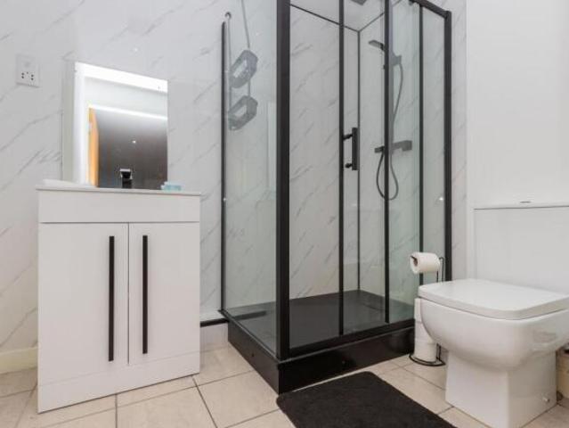 Flat for sale in Glasgow, Glasgow City