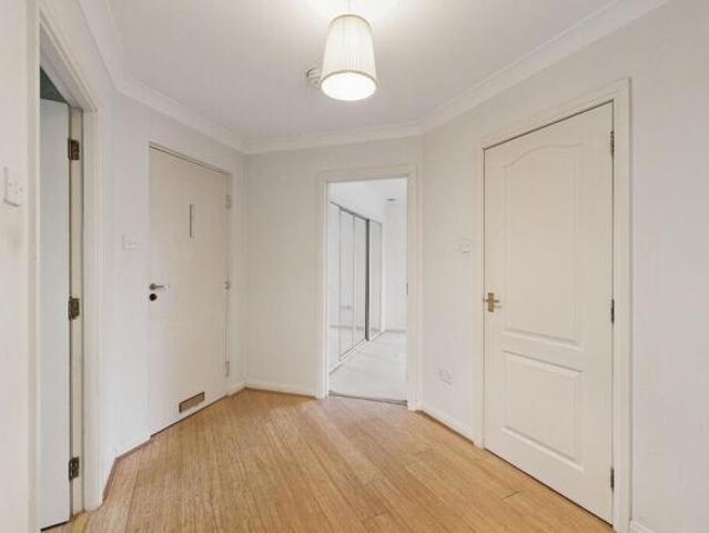 Flat for sale in Ballindoch, Scotland