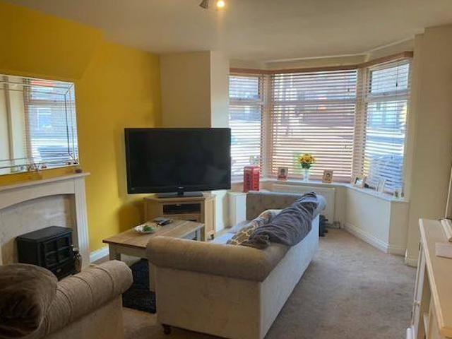 House for sale in Froggatt, East Midlands