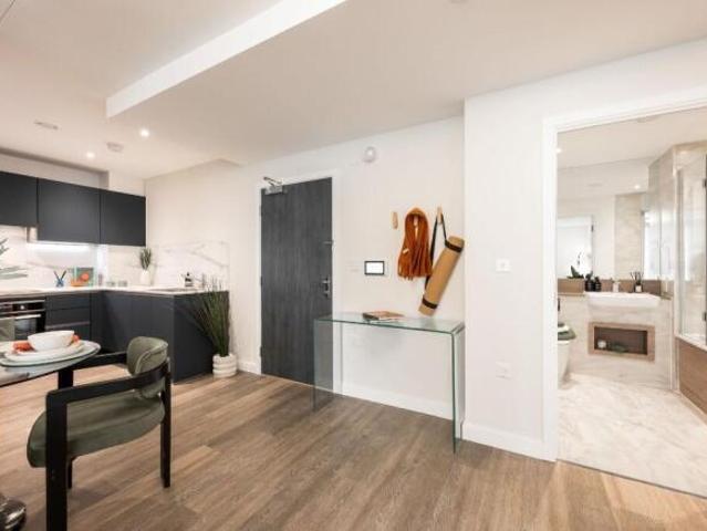Flat for sale in Cat Hill