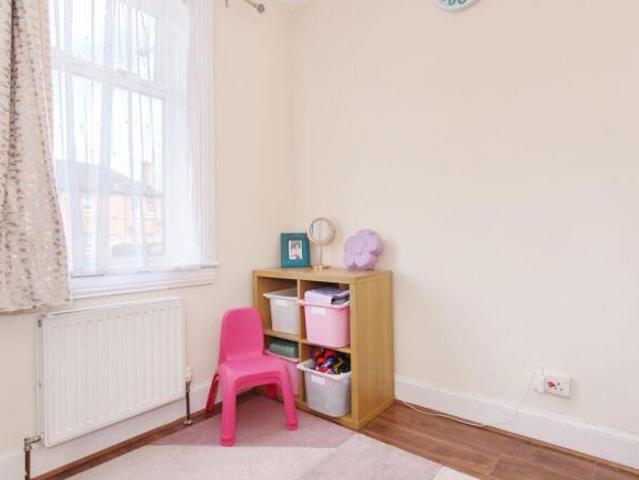 Flat for sale in Saughton, Scotland