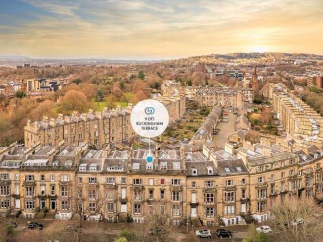 Flat for sale in Buckingham, Buckinghamshire
