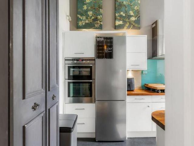 Flat for sale in Dowanhill, Scotland