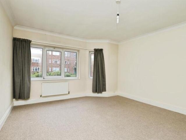 Flat for sale in East Bank, Norfolk