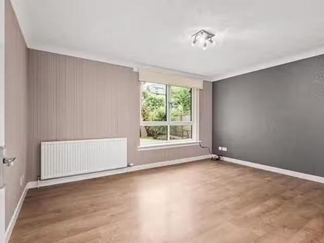 House for sale in Dalmary