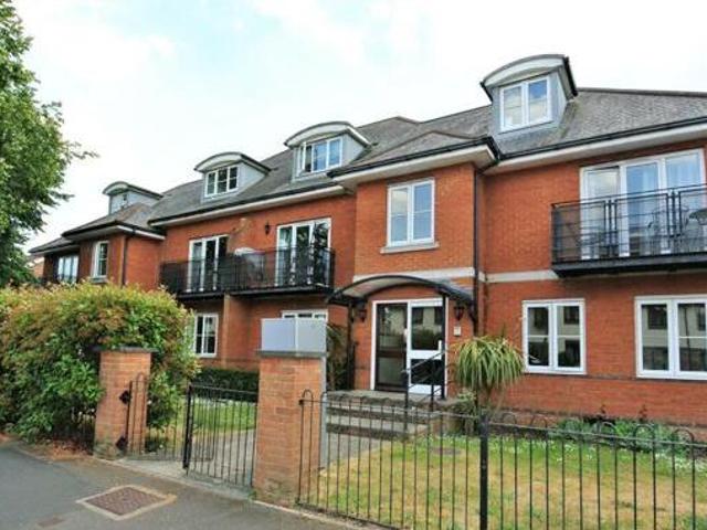 House for sale in Row Town, Surrey