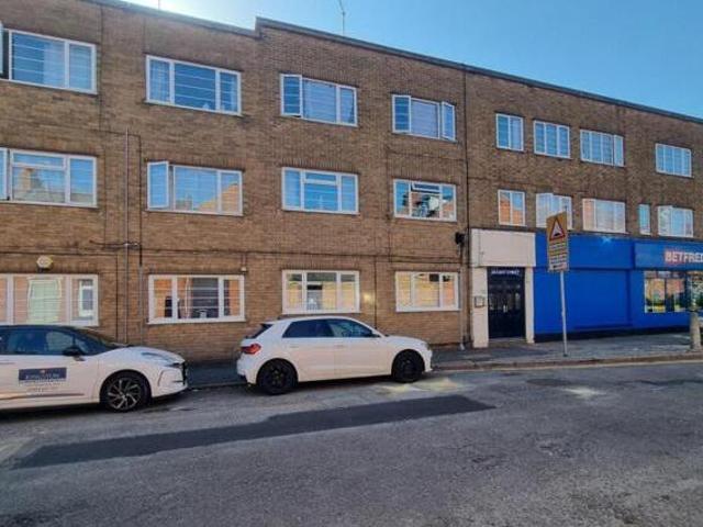 House for sale in Northampton, Northamptonshire