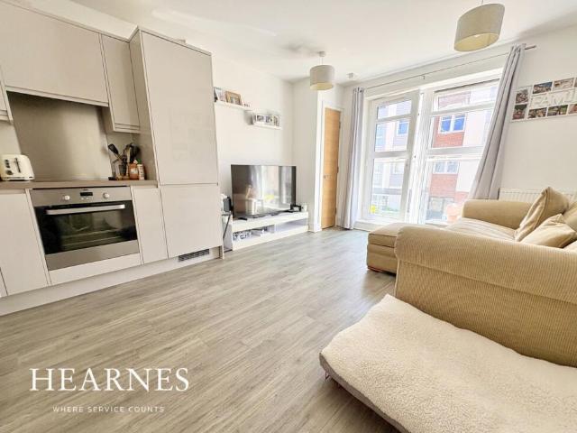 Flat for sale in Hamworthy