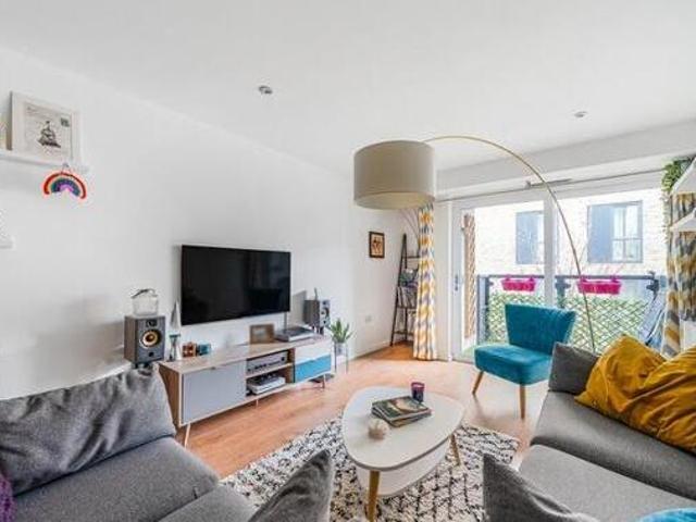 House for sale in Row Town, Surrey