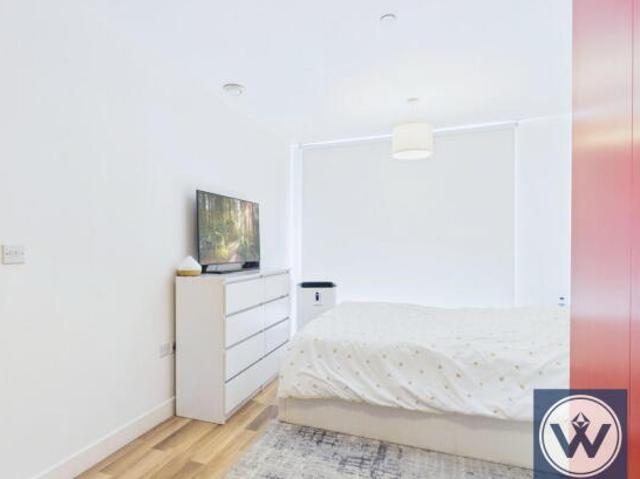 Flat for sale in Cat Hill