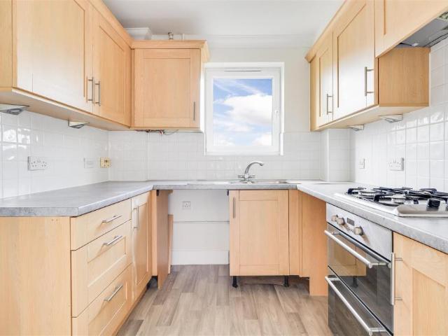 Flat for sale in Arbury, Cambridgeshire