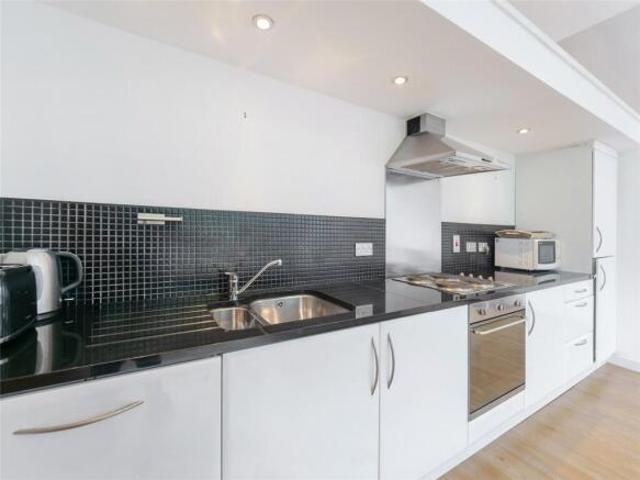 Flat for sale in Boghall, Garrowhill