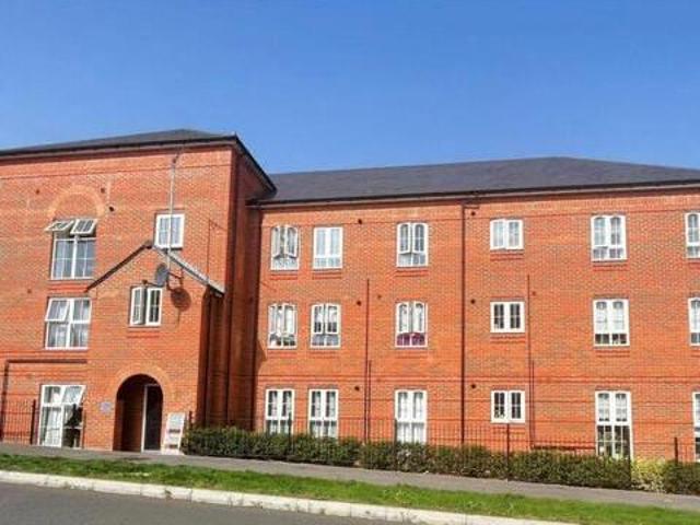 House for sale in Aldershot, Hampshire