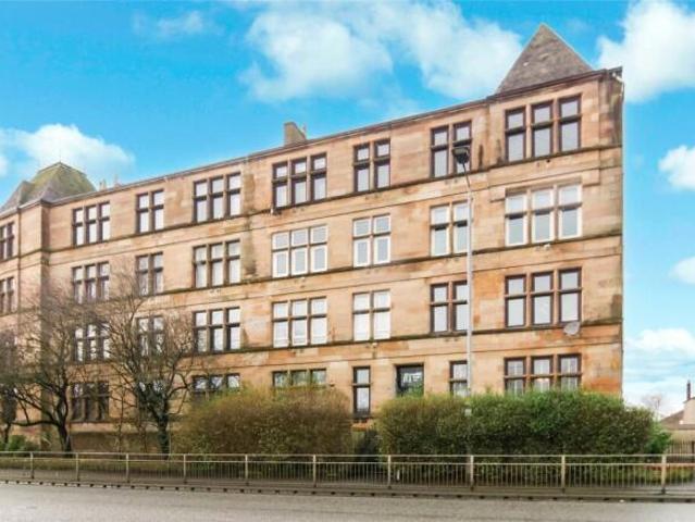 Flat for sale in Dennistoun, Scotland