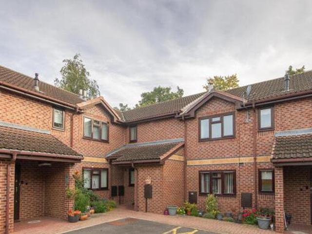 House for sale in East Midlands
