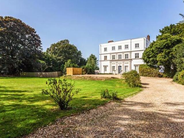 House for sale in Alton, East Hampshire