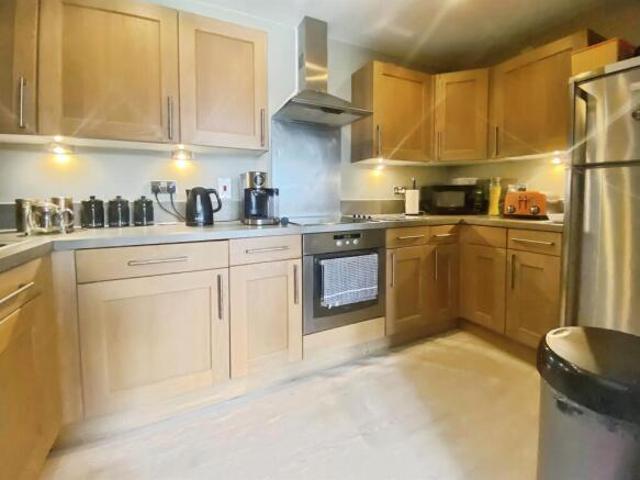 Flat for sale in Key Street, Suffolk