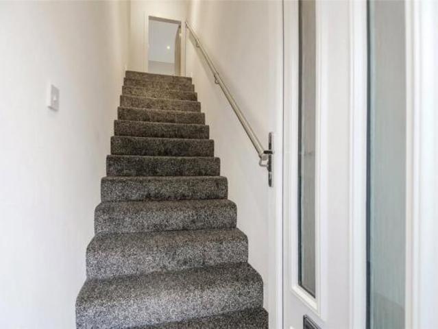 Flat for sale in Sandyhills, Scotland