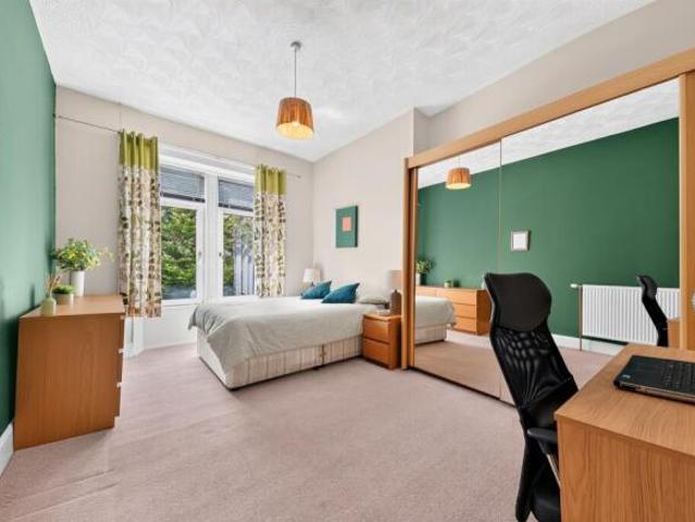 Flat for sale in Cambuslang, Scotland
