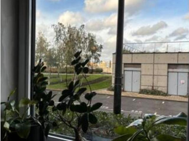 Flat for sale in Woolwich, Greater London