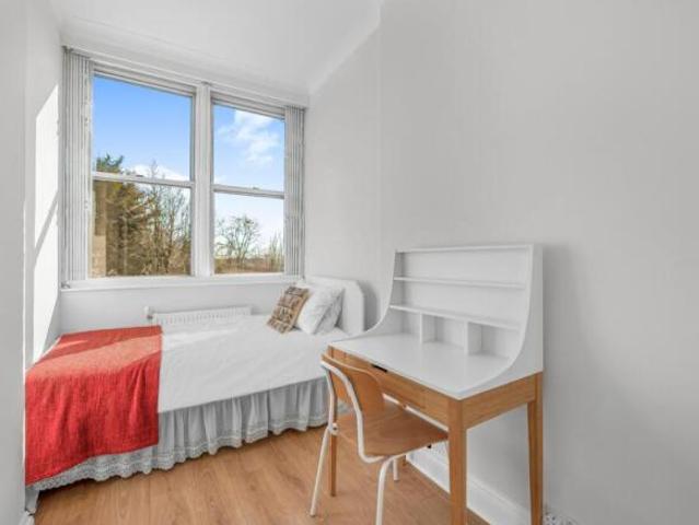 Flat for sale in Hampstead, Greater London