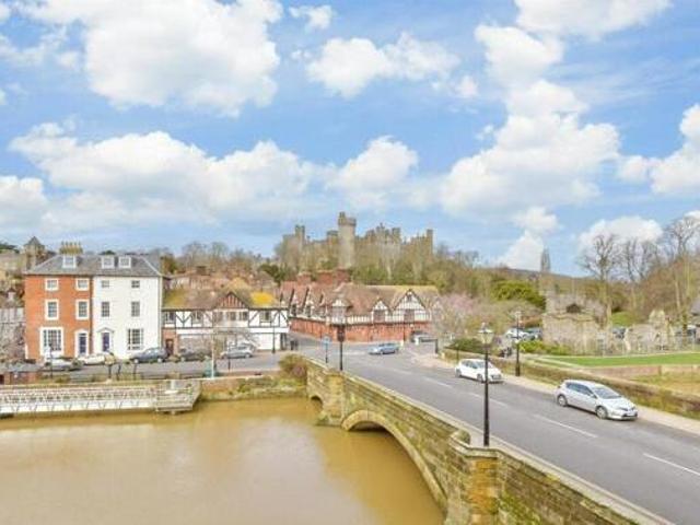 House for sale in Arundel, Clapham