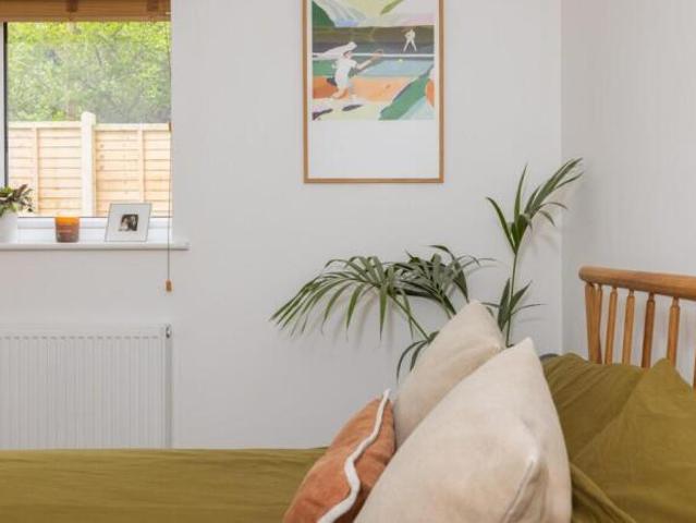 Flat for sale in Catbrain, South Gloucestershire