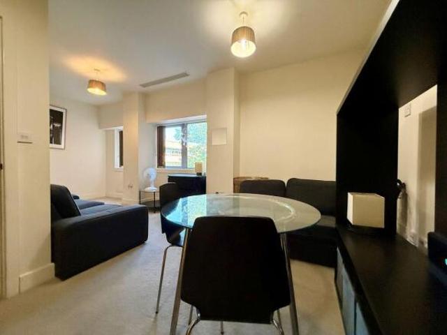 Flat for sale in Milton Keynes
