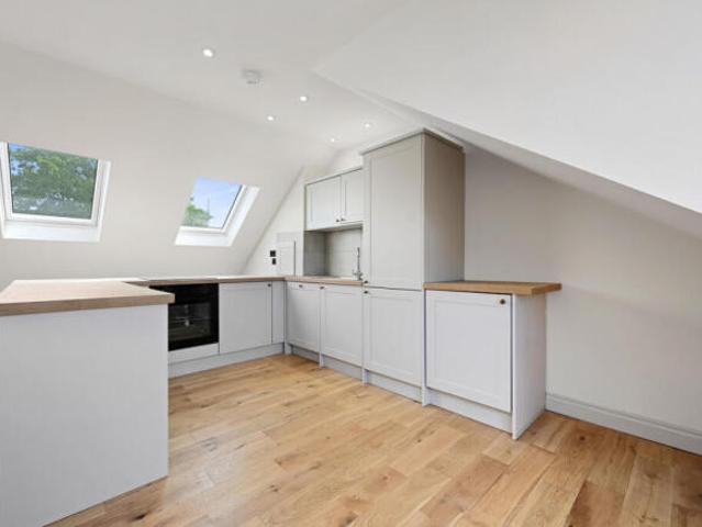 Flat for sale in Cat Hill