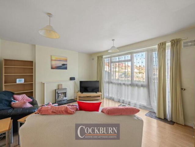 Flat for sale in New Eltham, Greater London