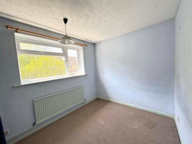 Flat for sale in Westborough, Surrey