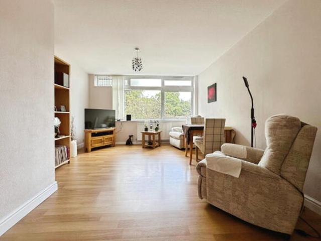 Flat for sale in Compton, West Midlands